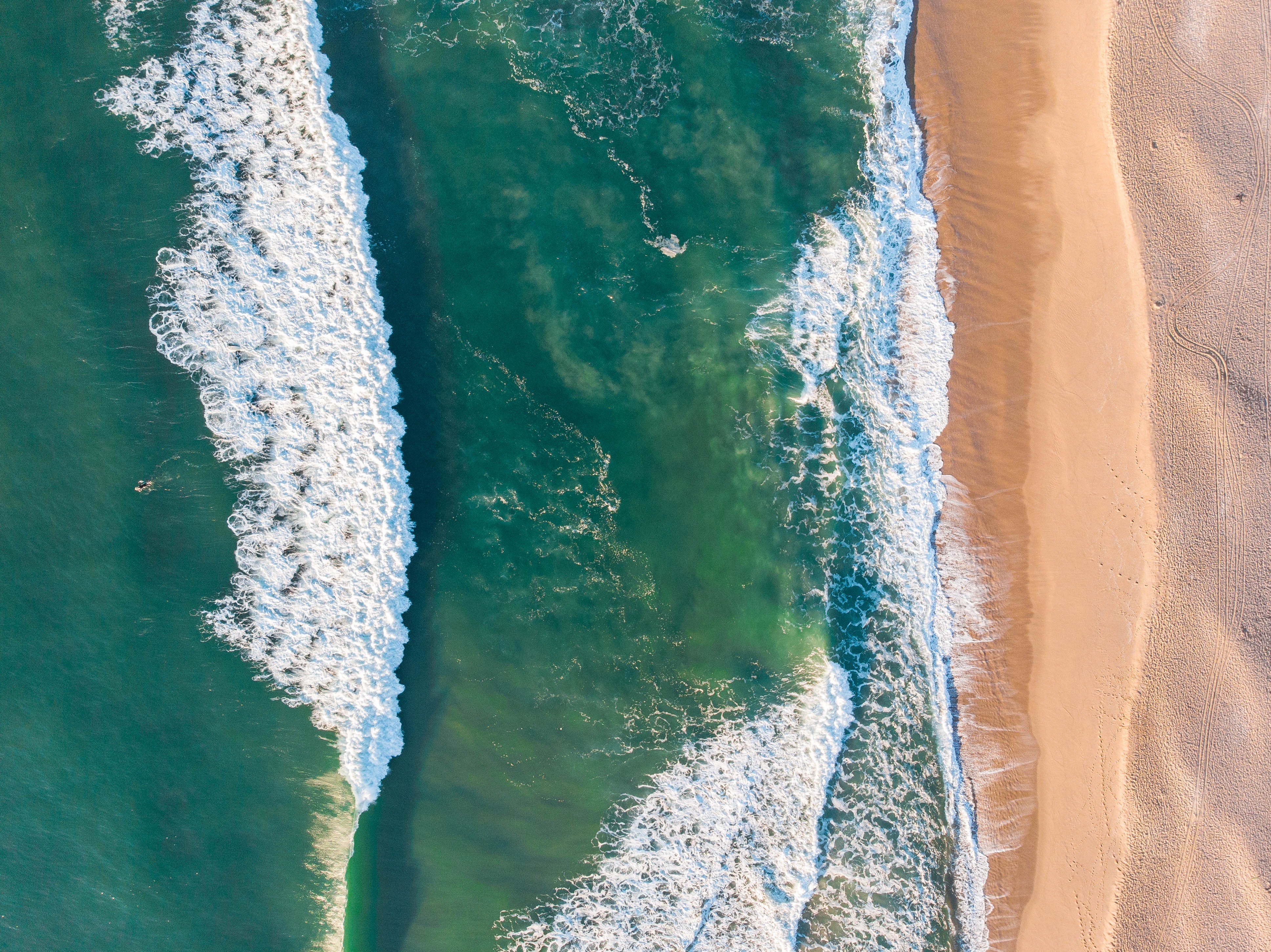 Photo of beach by Beatriz Beltrame