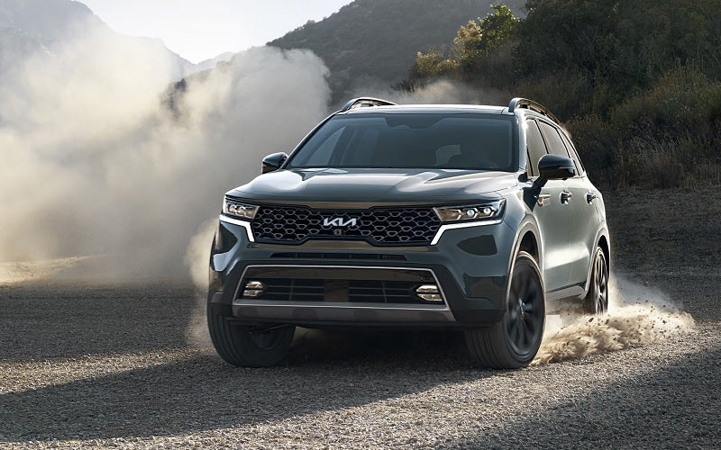 Kia Sportage parked on a scenic road near McMurray PA