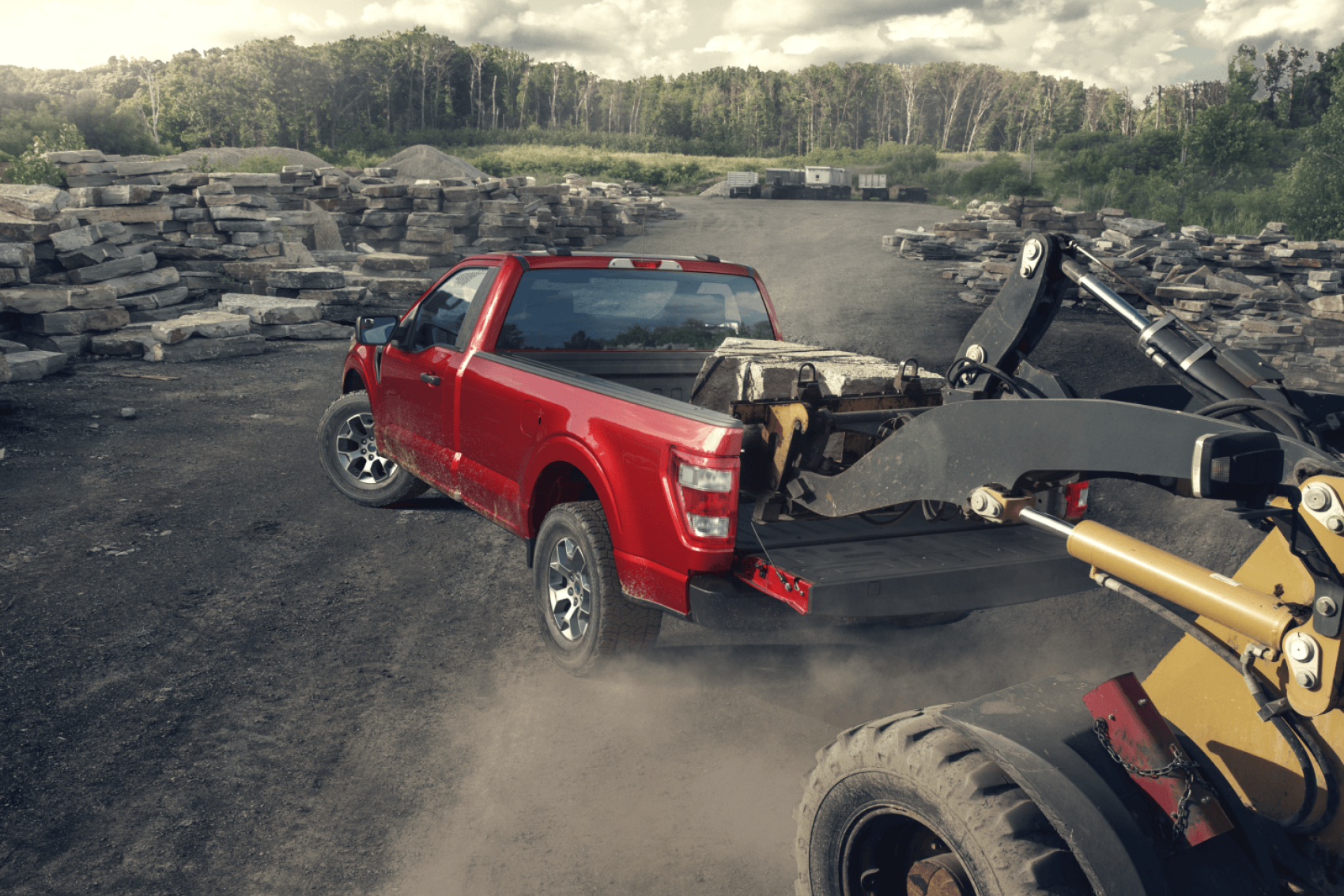 2021 Ford F-150 Red Loading Cargo Space