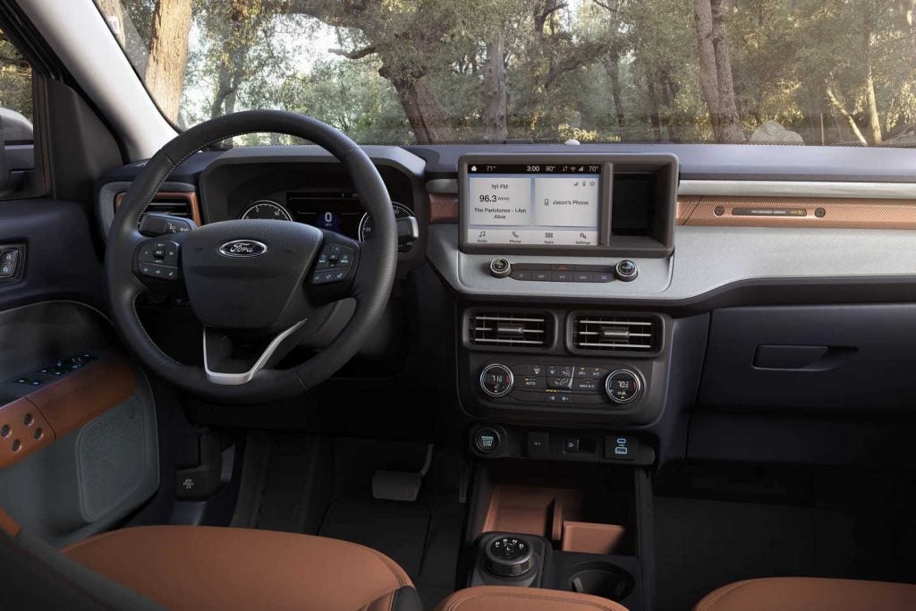 2022 Maverick Interior 03
