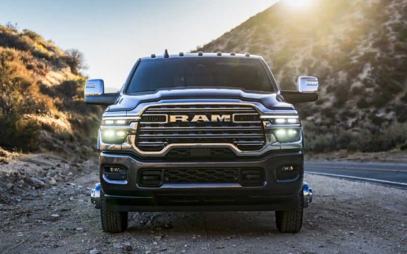 Which 2026 Ram 3500 engine is best for fifth-wheel towing around Downingtown, PA?