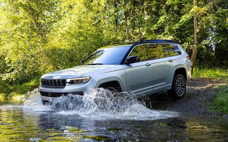 Why Glen Mills, PA families love the 2026 Jeep Grand Cherokee’s passenger screen and calm, connected cabin
