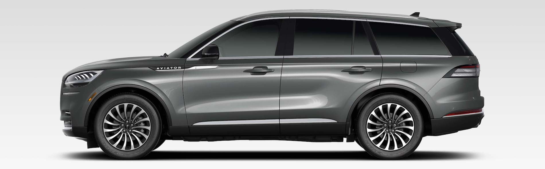2021 Lincoln Aviator Silver Side View