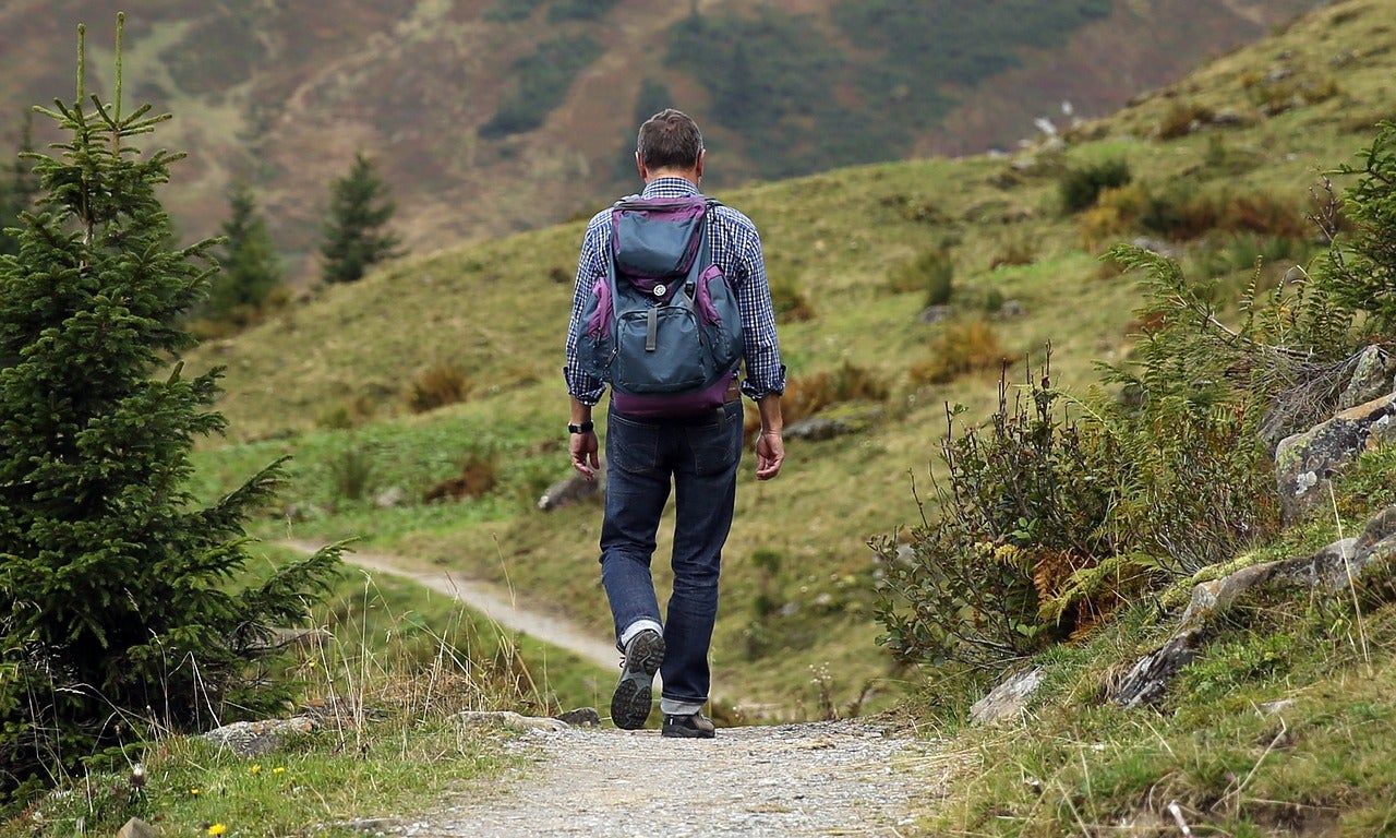mountaineering-g9c2a0657c_1280