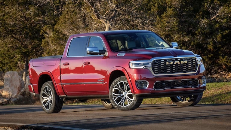 The 2025 Ram 1500 comes with a 12.0-inch touchscreen or a 14.5-inch display, both are Apple CarPlay & AndroidAuto compatible.
