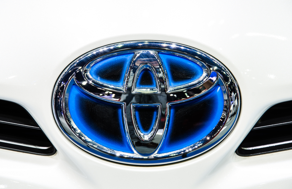 Test-Drive_the_2021_Toyota_Avalon_Hybrid_637612512005303485