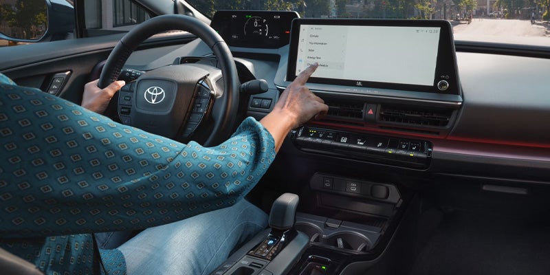 2025 Toyota Prius Plug-in Hybrid, LCD screen