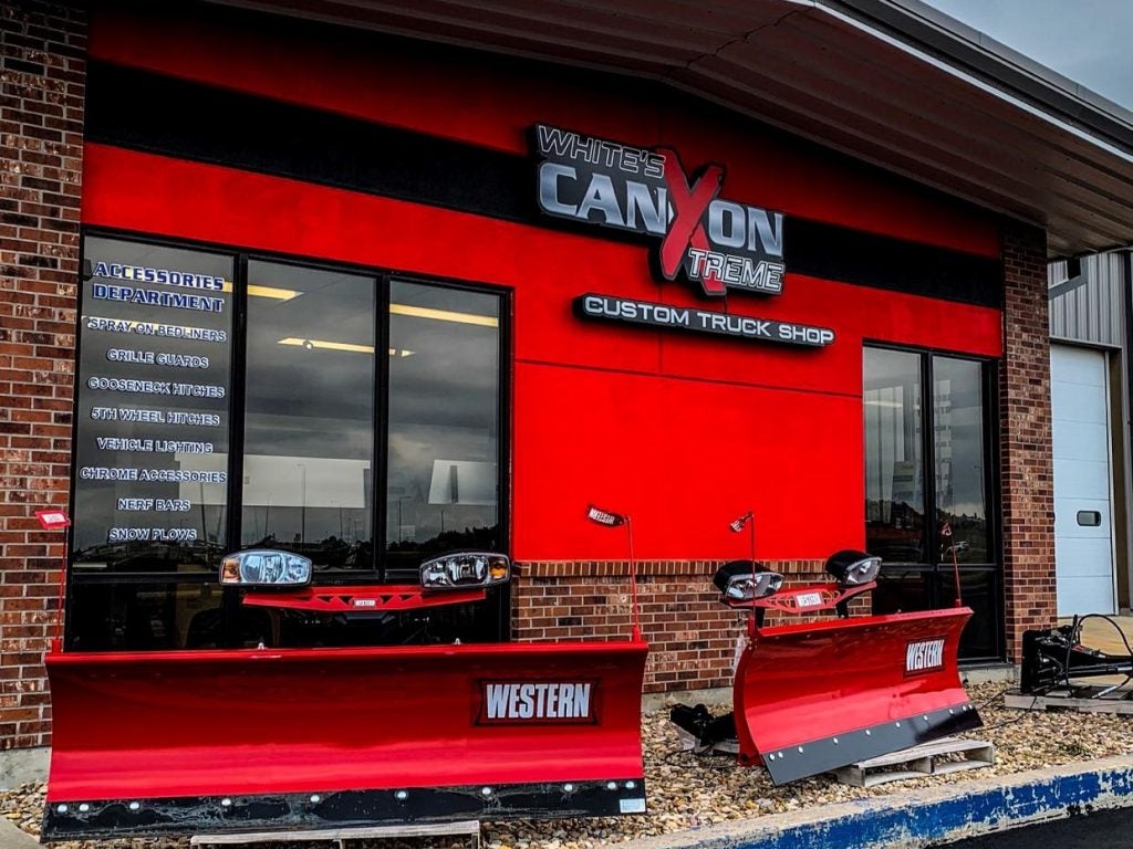 White's Canyon Xtreme Accessories Department Building