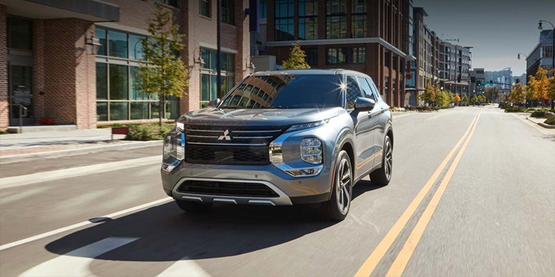 2022 Mitsubishi Outlander design