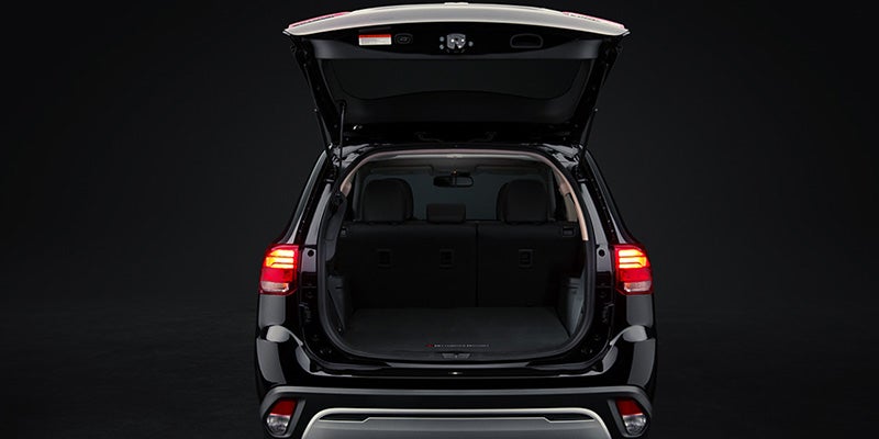 2021 Mitsubishi Outlander design