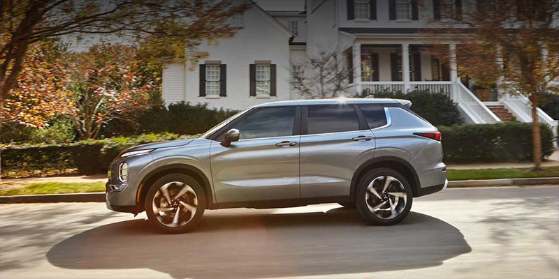 2022 Mitsubishi Outlander technology