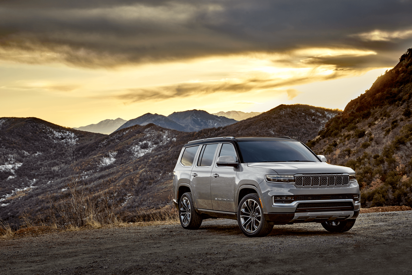 2022 Jeep Grand Wagoneer Silver Mountains