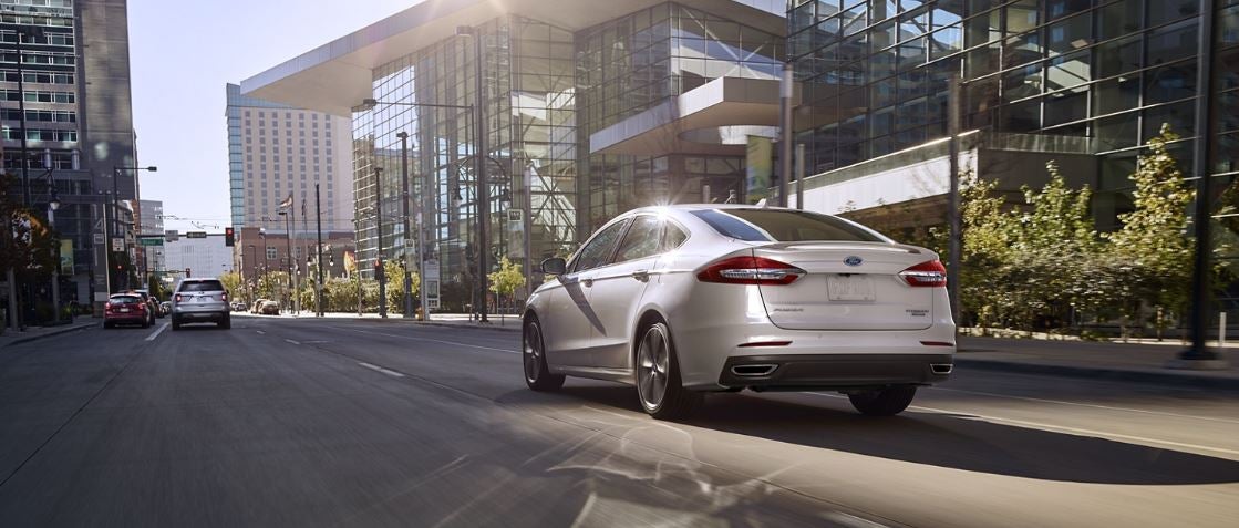2020-ford-fusion-white-city