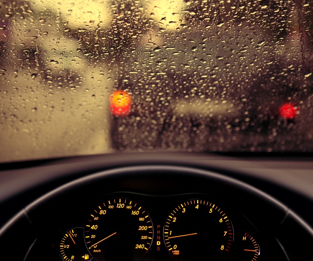 Driving_in_Rain_Four_Tips_for_Drivers_in_Wet_Weather_637590112917025366