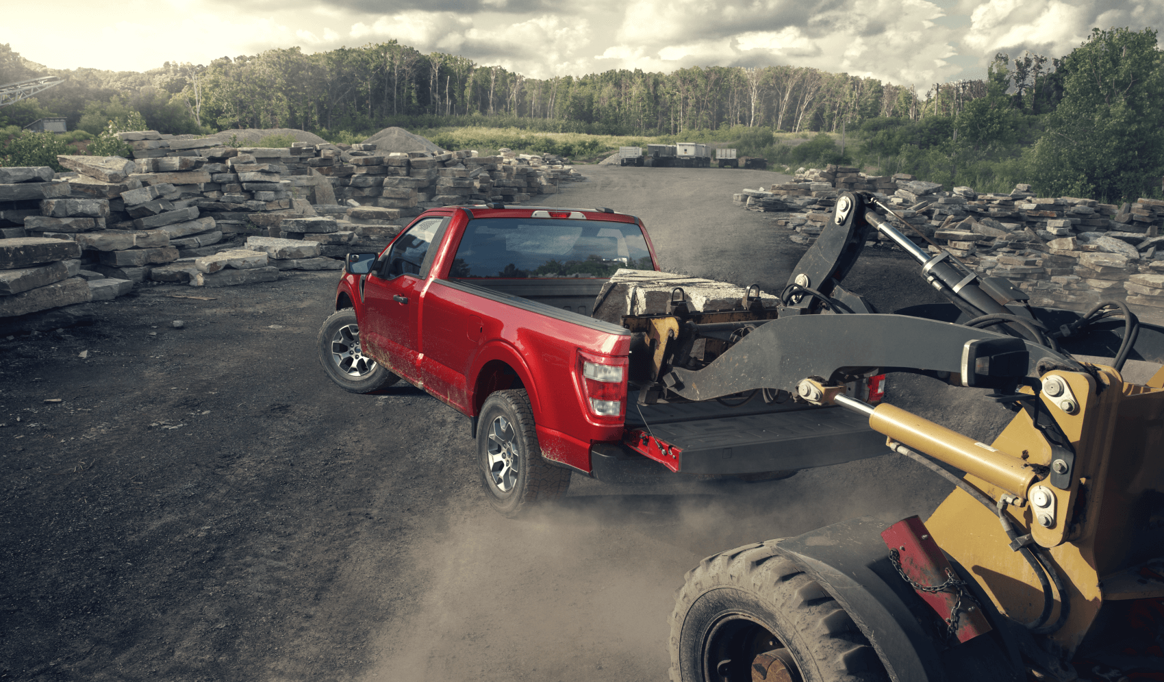 2021 Ford F-150 Red Loading Cargo Space