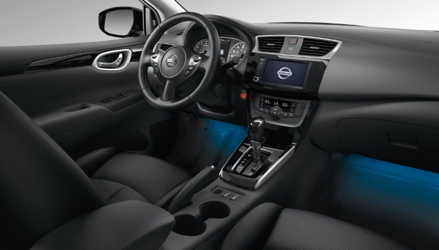 2019 Nissan Sentra interior