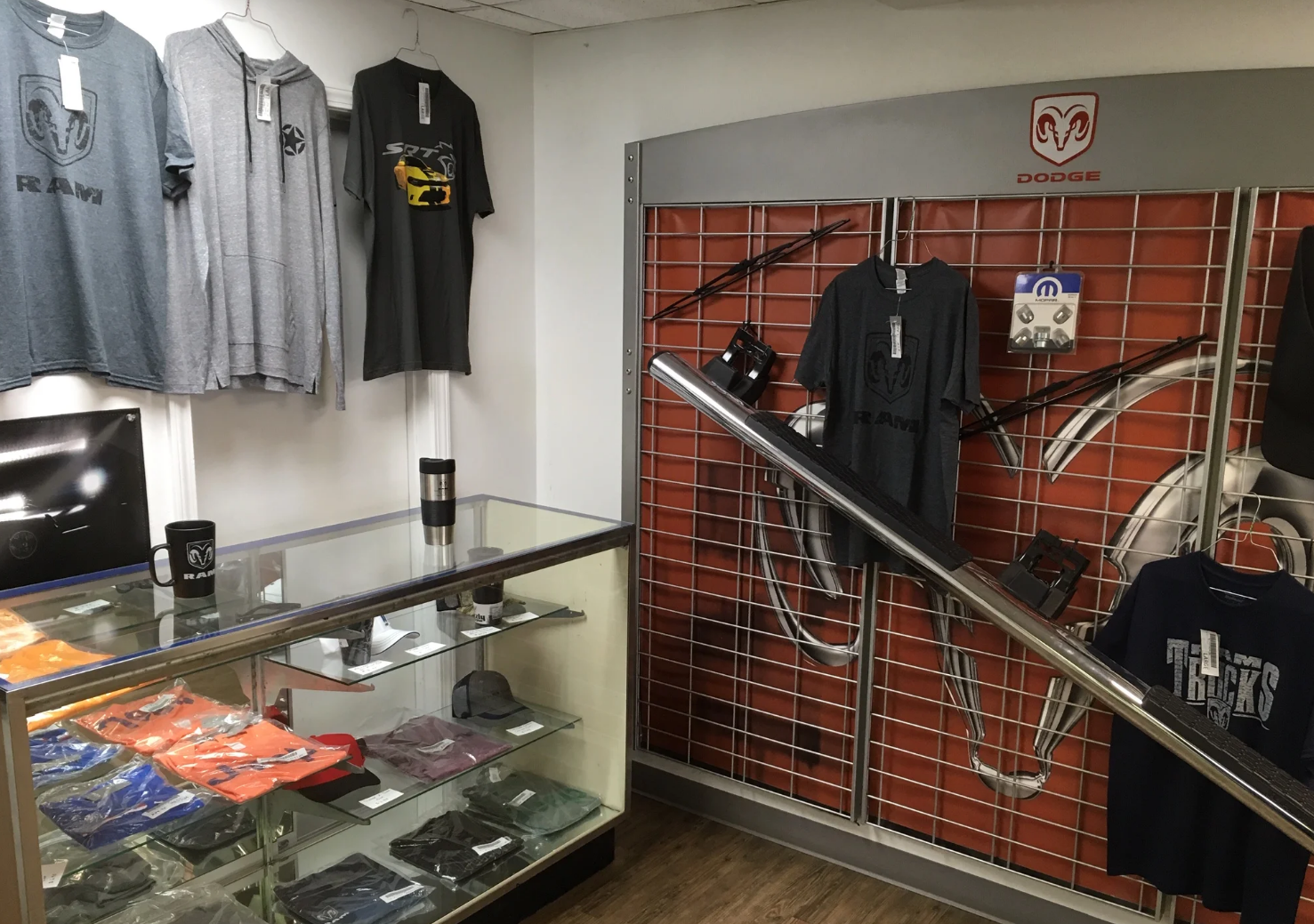 Jeep, Dodge, Chrysler & Ram merchandise and appearal