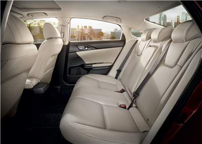 Honda Insight interior 2019