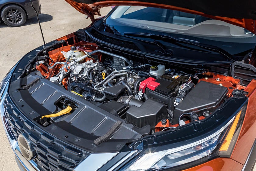 2022 Nissan Rogue Sport Engine