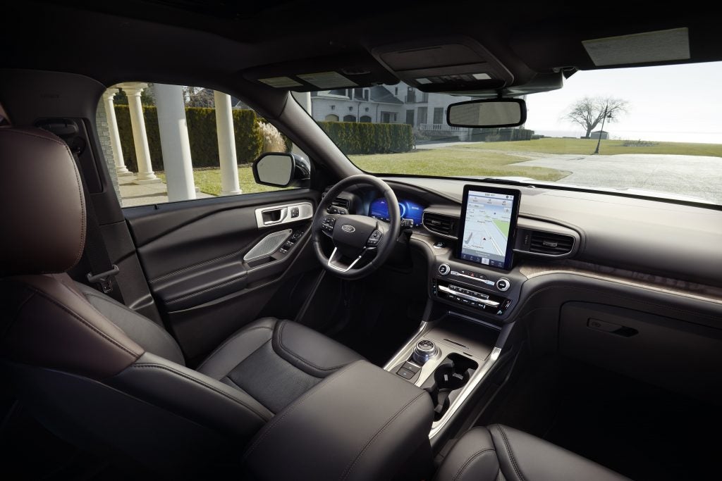 2020-ford-explorer-interior