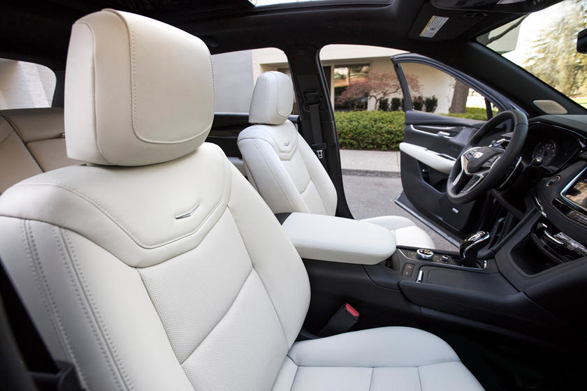 2021 Cadillac XT5 newest driver comfort features