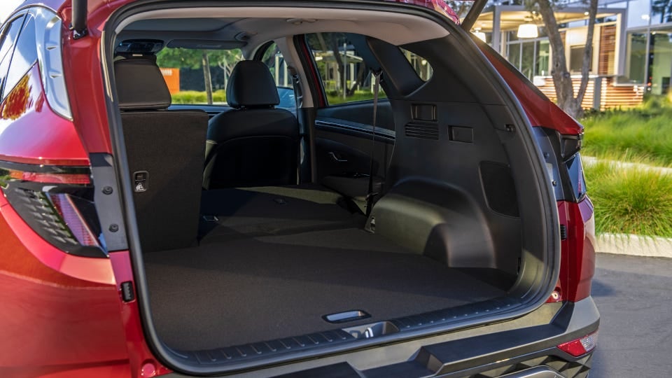 Cargo Trunk Space inside the 2022 Hyundai Tucson SEL.