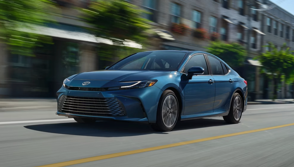 2025-toyota-camry-hybrid