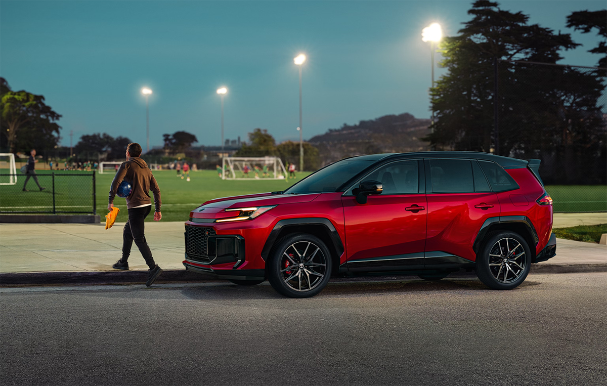 25-09-18_2026 RAV4 Plug-in Hybrid_2