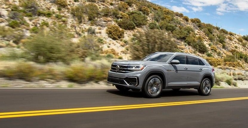 Volkswagen Atlas Cross Sport vs Jeep Grand Cherokee Avon IN
