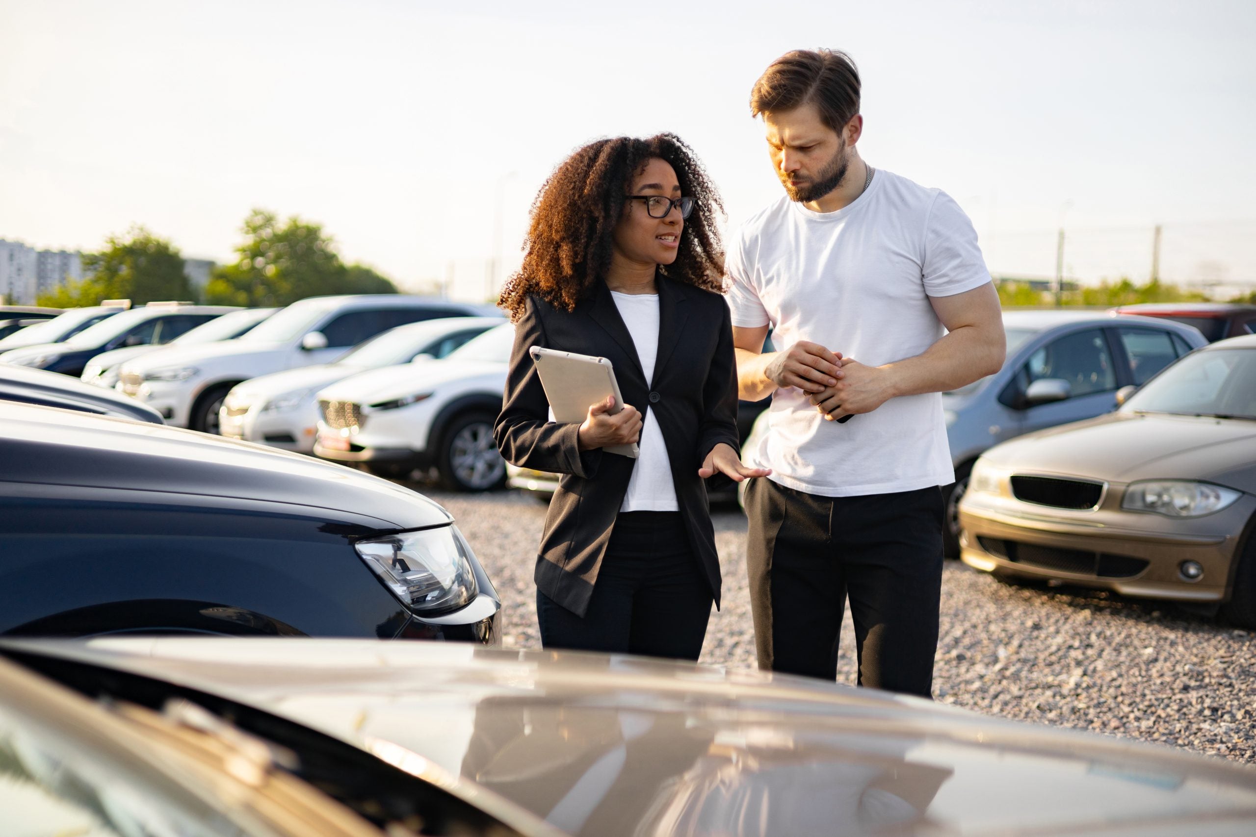 Dealer Selling a Car to a Customer