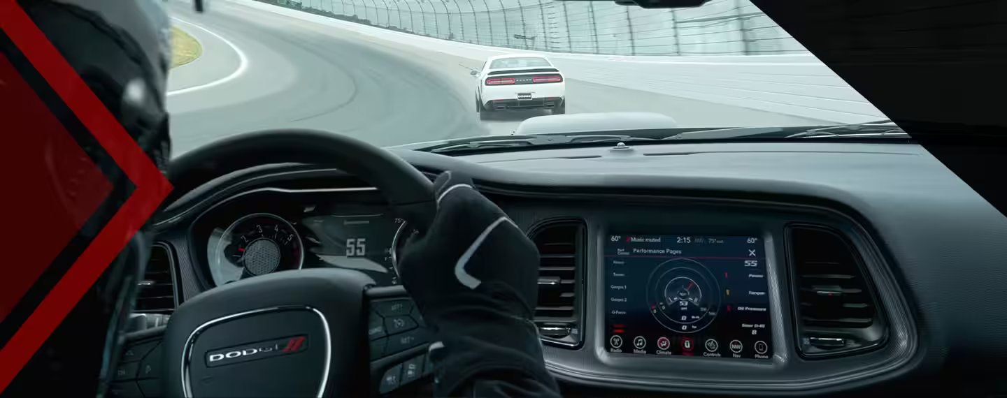 2023 Dodge Challenger 7-inch reconfigurable Driver Information Digital Cluster Display
