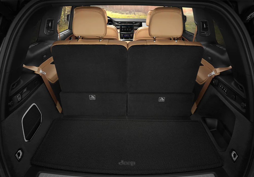 2024 Jeep Grand Cherokee ALL SEATS UP 