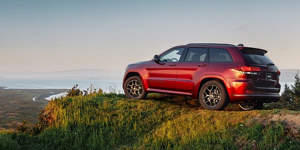 2020 Jeep Grand Cherokee design