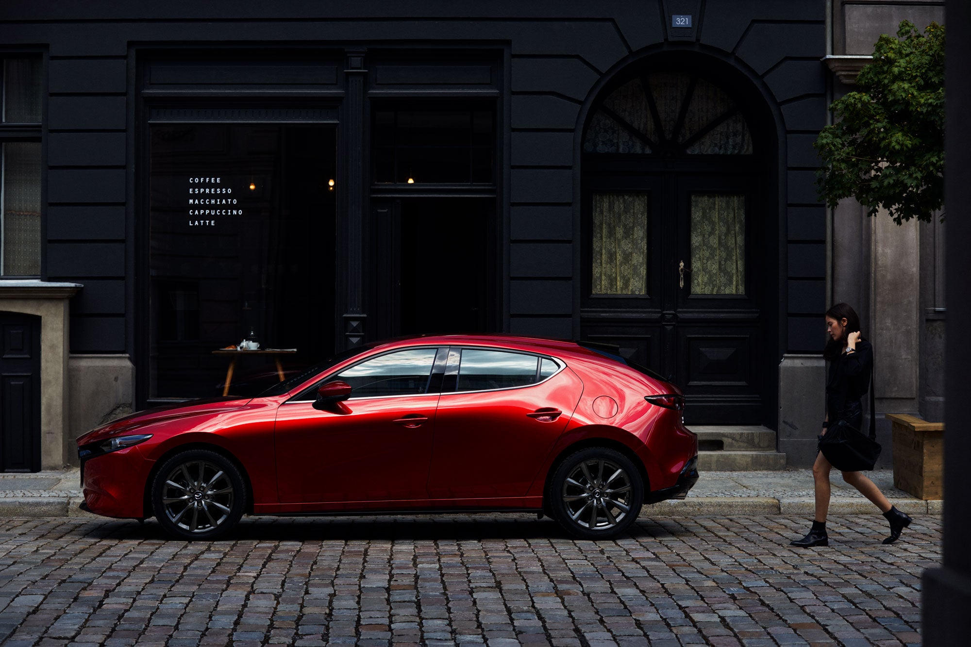 2018_Mazda3_5HB_19CY_BRD_1st_US_LHD_C33_EXT_Side_until_Nov_2021