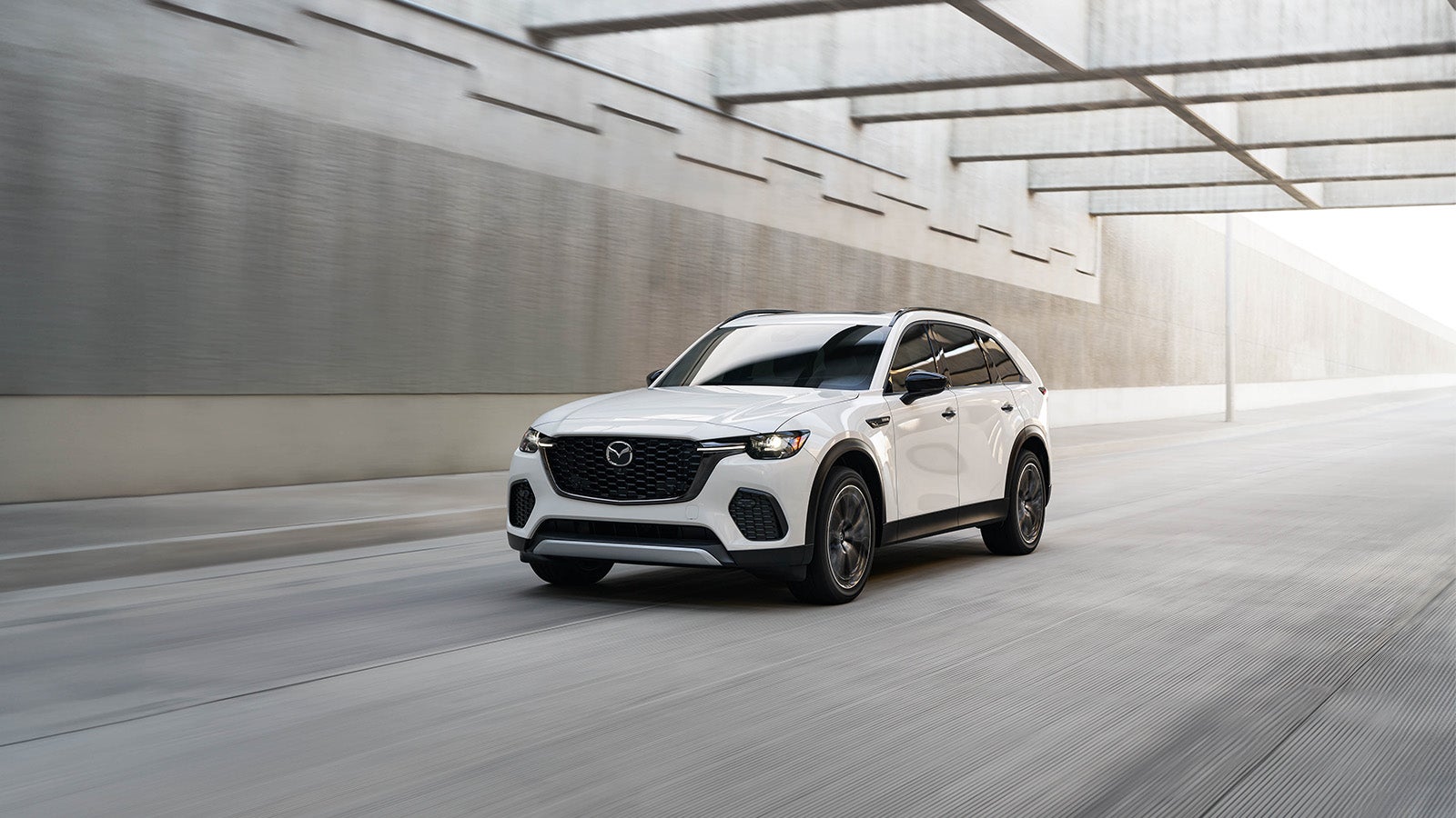 2025-mazda-cx-70-phev-powerful-performance