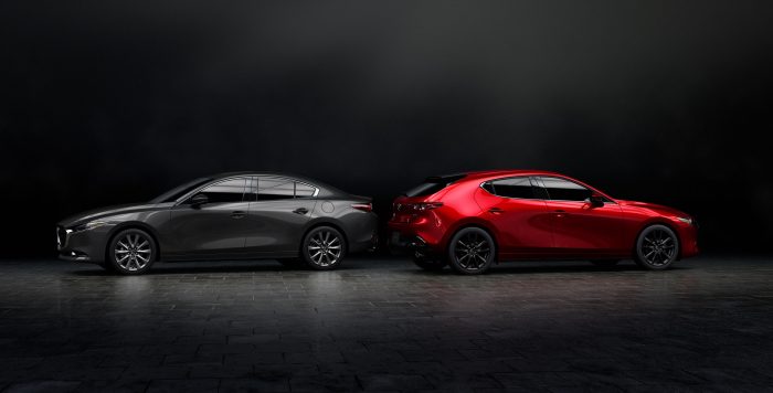 Mazda3_SDN_5HB_19CY_STD_US_LHD_C10_EXT_Side_RQ