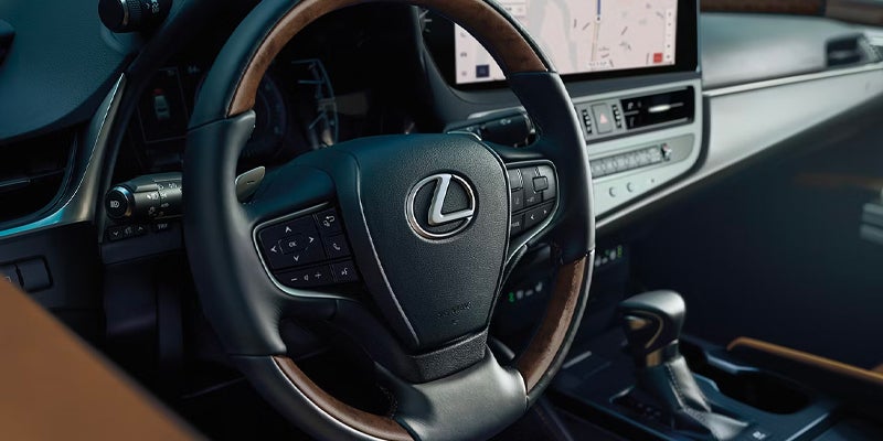 2025 Lexus ES