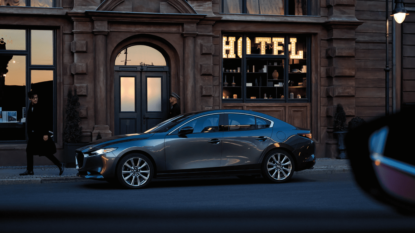 2022-mazda3-lampin