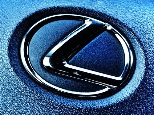 Lexus emblem