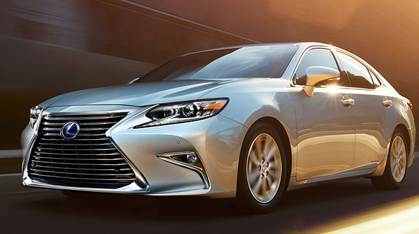 Review: 2018 Lexus ES 300h