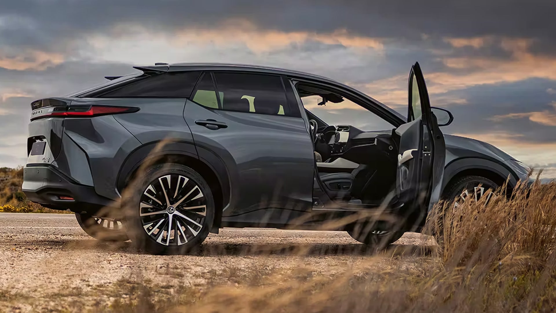 2023 Lexus RZ 450e Sideview