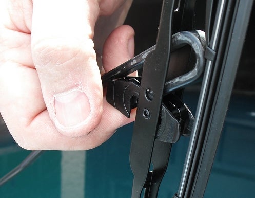How to Change your Windshield wiper