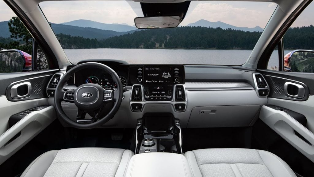 Driver view of the dashboard inside the 2022 KIA Sportage near Stuart FL