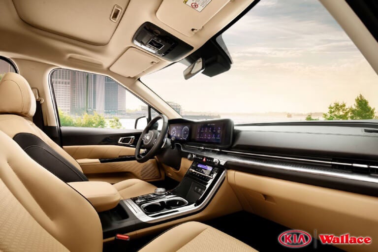2022 Kia Sedona Cabin Interior