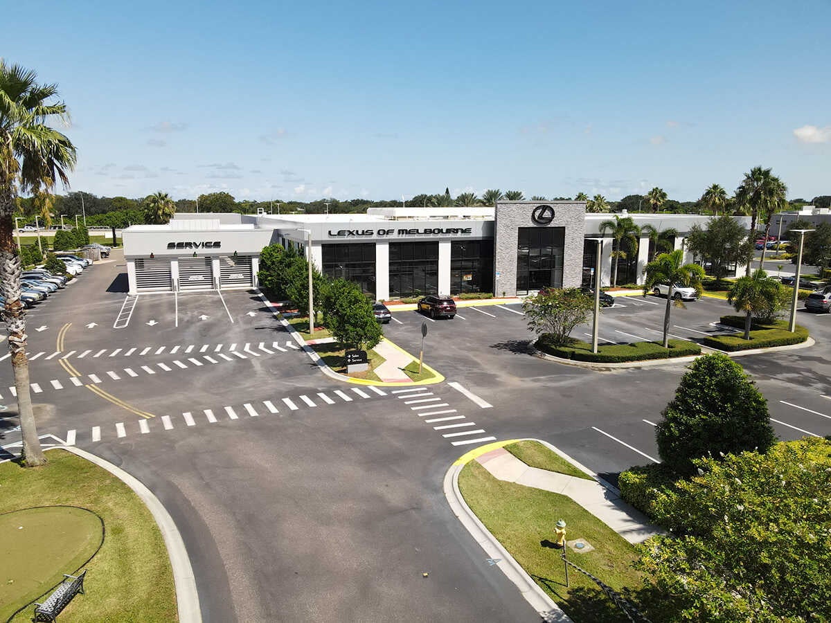 Experience the luxury of a Lexus from Lexus of Melbourne. Your local Lexus dealer in Melbourne, FL, serves Cocoa Beach, Merritt Island, Orlando, Palm Bay, and Rockledge. Whether you want to buy or lease a new Lexus, our knowledgeable sales staff is here to help!