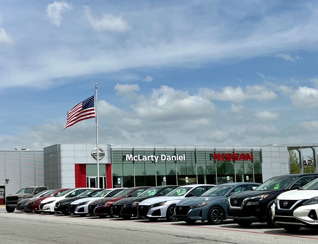 McLarty Daniel Nissan, Bentonville AR