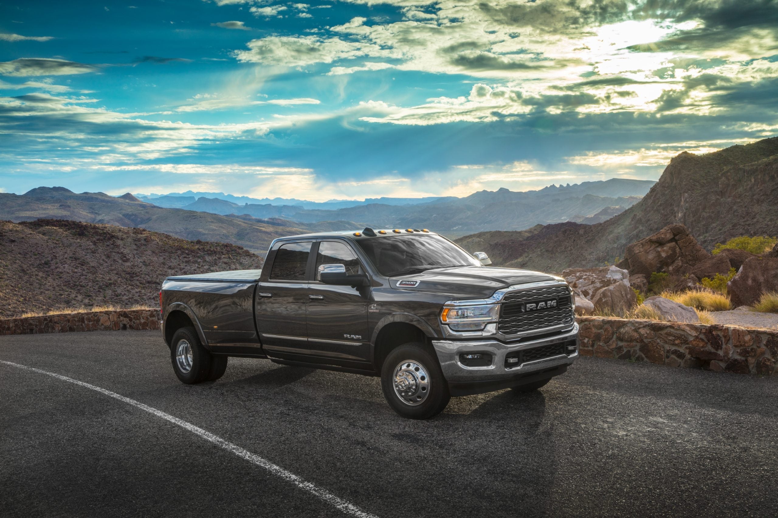 2024 Ram 3500 Heavy Duty Limited Crew Cab Dual-Rear-Wheel