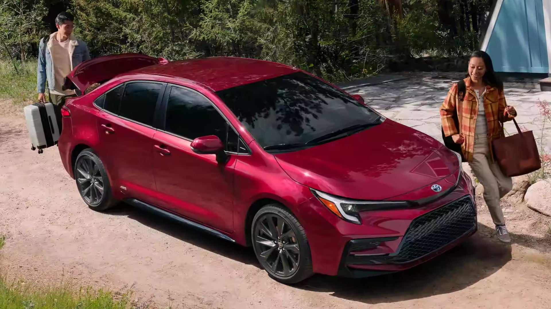 2023-Toyota-Corolla-Hybrid-2