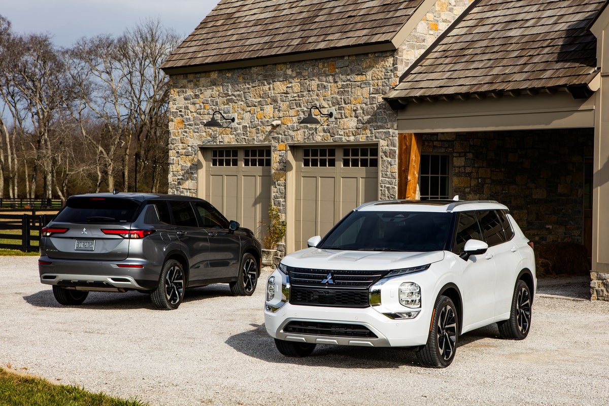2022 Mitsubishi Outlander - IIHS TSP