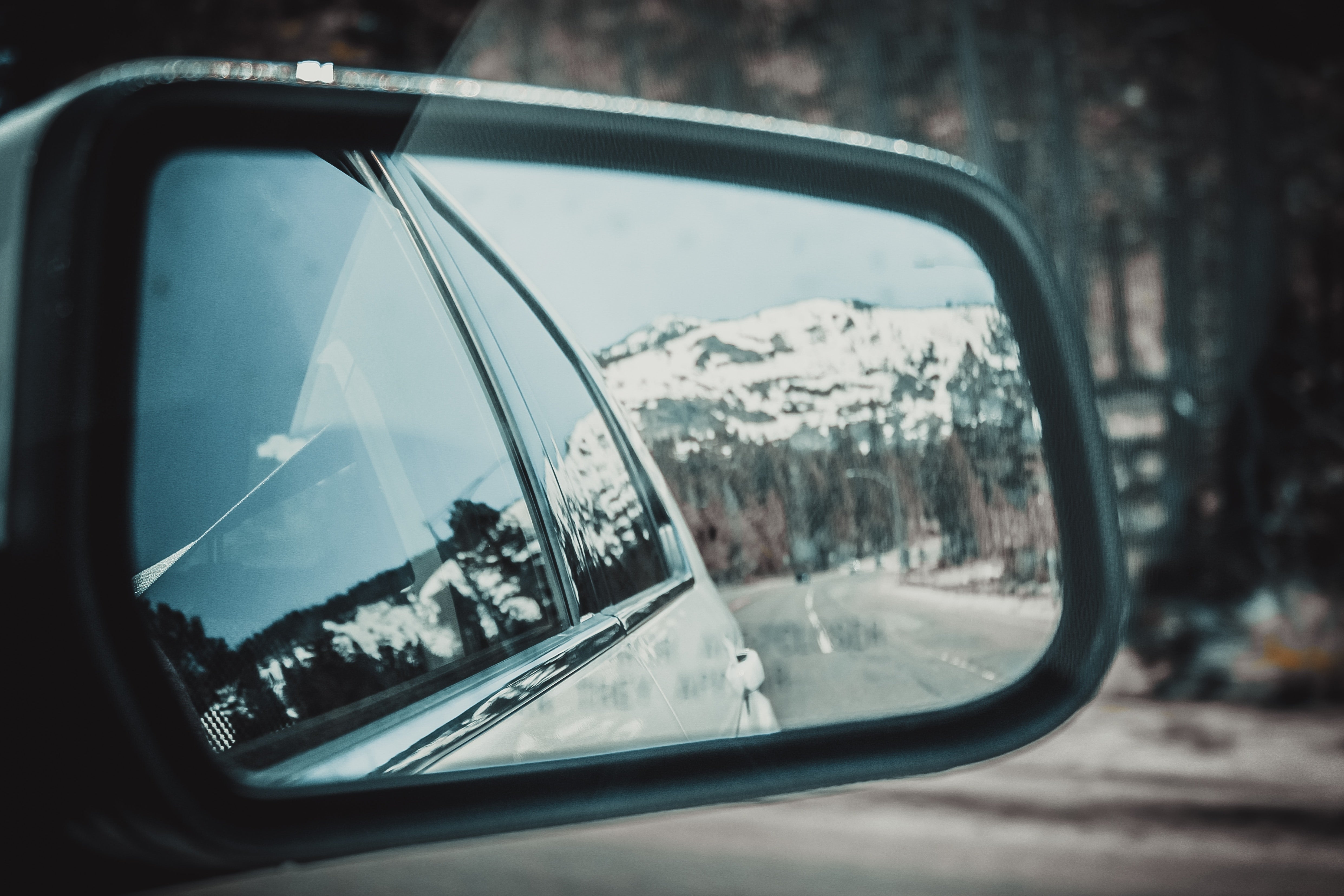 Rearview in Winter driving conditions